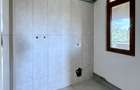 Casă individuală cu 7 camere cu Canalizare în Sânpetru - 9