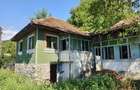 Casa veche de vanzare - 1