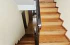 Vila spa?ioasa Strejnicu S+P+1E+M, 8 camere, garaj, teren 595 mp - 4