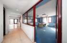 Spațiu comercial, de 4,405 mp, în Bartolomeu - 27