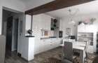 Vand apartament 3 camere