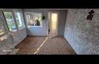 Se vind casa locuibila intr-o zona linistita .2 dormitoare bucatarie. curtea 728 m2.