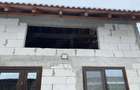 Casă cu 3 camere cu Teren 10000 Mp în Central - 2