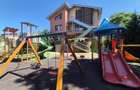 Casă individuală cu 11 camere cu Canalizare în Păcii - 17