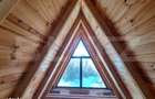Oportunitate de investitie 3 Cabane A-Frame la cheie in Moieciu