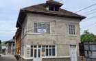 Casă cu 6 camere în Pucioasa - 1