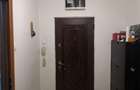 Apartament cu 3 camere semidecomandat în Central - 2