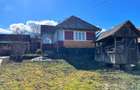 Casă individuală cu 4 camere cu Canalizare în Exterior Est - 12