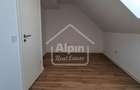 Apartament cu 3 camere decomandat în Tractorul - 32