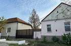 Casă cu 3 camere cu Teren 130 Mp în Central - 1