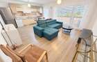 Apartament 3 camere etaj 1 + 2 locuri de parcare zona Calea Cisnadiei
