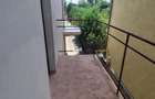 Casă cu 10 camere cu Teren 2600 Mp în Albert - 12