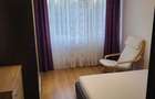 Inchiriez apartament 2 camere decomandat Sector 4 - 2