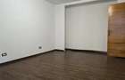 Apartament cu 3 camere decomandat în Central - 4