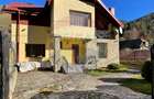 Casa / Vila de lux cu 5 camere de vanzare - 2
