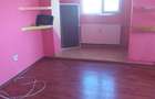 Apartament cu 3 camere decomandat în Colentina - 2