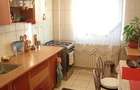 Apartament 3 camere, 76 mp, 2 balcoane, bloc reabilitat, etaj 8/8