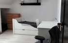 DE INCHIRIAT: Apartament Spatios si Modern cu 4 Camere - 16