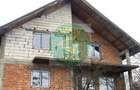 Casă cu 4 camere cu Teren 5000 Mp în Dulcești - 3