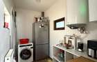 Casă cu 4 camere cu Teren 436 Mp în București - 2