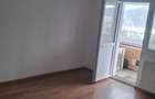 Inchiriez ap 2 camere nemobilat - 2