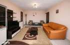 Apartament decomandat cu 3 camere, zona Cetate - 2