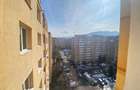 Apartament cu 3 camere semidecomandat în Griviței - 1
