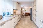Apartament cu 3 camere decomandat în Central - 6