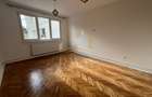 Apartament cu 3 camere decomandat în Plopilor - 9