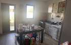 Casă cu 3 camere cu Teren 1800 Mp în Central - 2