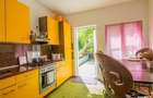 Casă cu 6 camere cu Teren 2200 Mp în Schei - 4
