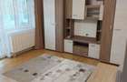 Apartament cu 3 camere decomandat în Central - 2