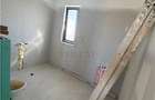 Duplex despartit prin C.T.- dormitor la parter - canalizare
