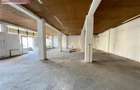 Spațiu comercial, de 200 mp, în Central - 6