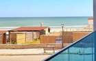 Apartament cu 2 bai si vedere la mare in primul rand la promenada - 1