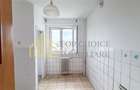 Apartament cu 3 camere decomandat în Titulescu - 24