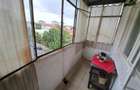 Apartament cu 2 camere decomandat în Rogerius - 3