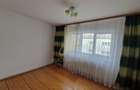 Apartament de 3 camere, decomandat, 60 mp., zona Decebal - 9
