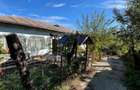 Casa veche cu teren generos com. Rosiile, Valcea - 3