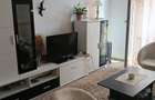 Vand apartament 2 camere etaj 2