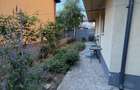 Apartament 2 camere decomandat de vanzare + curte proprie , str amurgului nr 37,parter /2 - 1