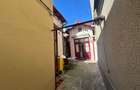 2 corpuri de casa - Centru - 137.000 euro(Cod E8+E10) - 2