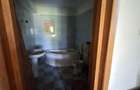 Vand vila P+1, 550 mp utili cu garaj terminata partial cu 4500mp teren in Novaci DN 67C