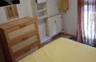 Titan 3 camere de inchiriat