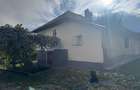 Proprietate cu Doua Case - 5