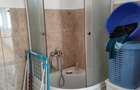 Casă cu 3 camere cu Teren 3500 Mp în Central - 2