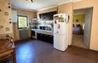 Apartament cu 3 camere, decomandate, 68mp, cu 2 bai si 2 balcoane, finisat, zona Ciocarliei