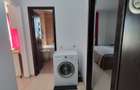 Proprietar inchiriez apartament decomandat,lift ,utilat si mobilat,loc parcare