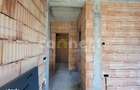 Apartament de 100mp, cu 70mp curte.