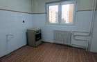 Iancului-Pantelimon- Str.Cristescu Dima, decomandat,6/10, constructie 1979.